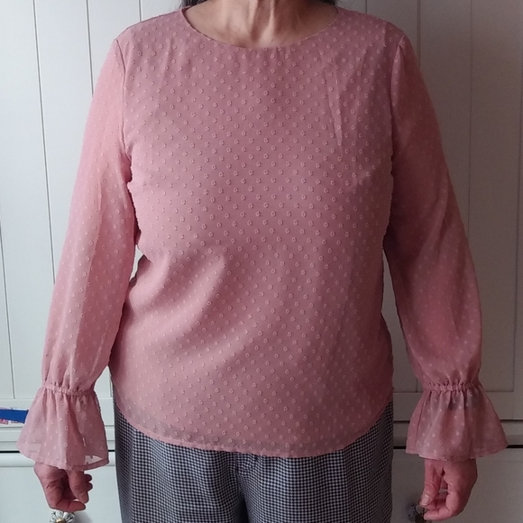 Banana Republic Tops - Banana Republic Swiss Dot Lantern Sleeve (M/L)